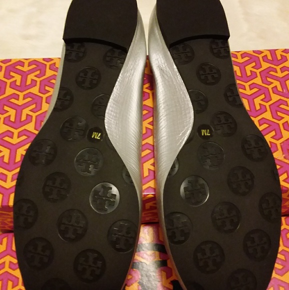 Tory Burch 'Reva' Ballet Flat - Picture 4 of 7